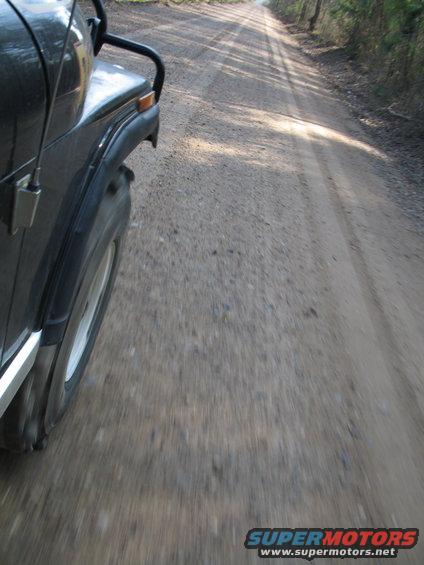 I like this shot. We got the hell outta the tri-wheel thing place and scooted on down the road...