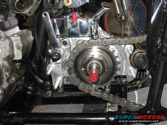 revtech-5-in-a-4-with-kicker-trans-install-(28).jpg pics of installing a Revtech 5 spd in a 4 spd case with kicker into Shovelhead