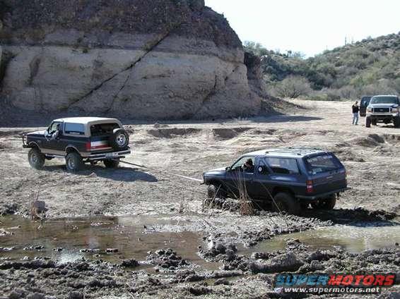 2.jpg Pullin him out...