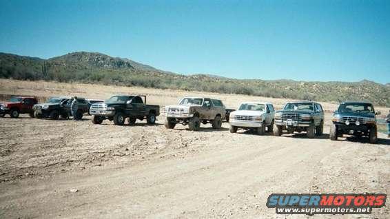 9.jpg Same as the last one, with some more of the Nissan guys in there...