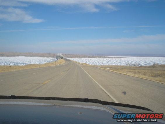 p1010019.jpg frozen Missouri River
