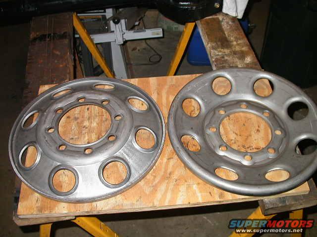 dscn5782.jpg USA 6x6 pressed centers.  These things are absolutely bad ass. 