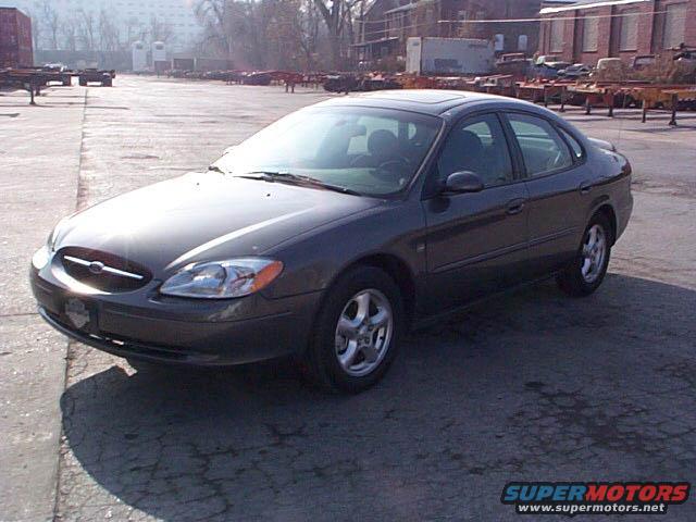 2003 Ford Taurus