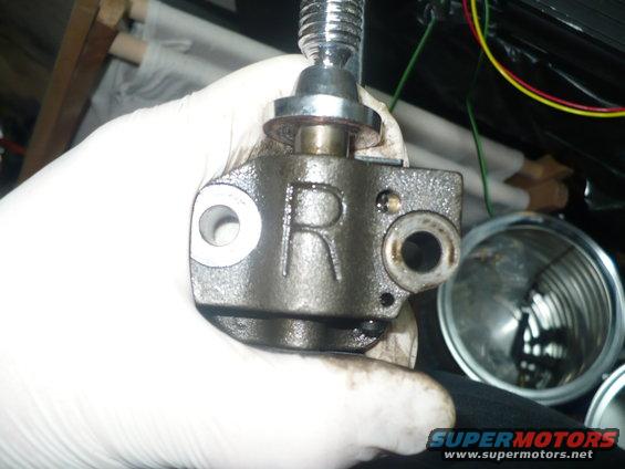 parts-024.jpg RH (passenger) tensioner 1