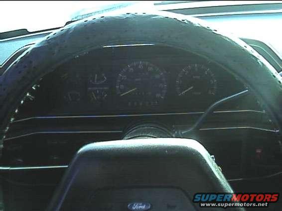 steering_wheel_shot.jpg Stock cluster