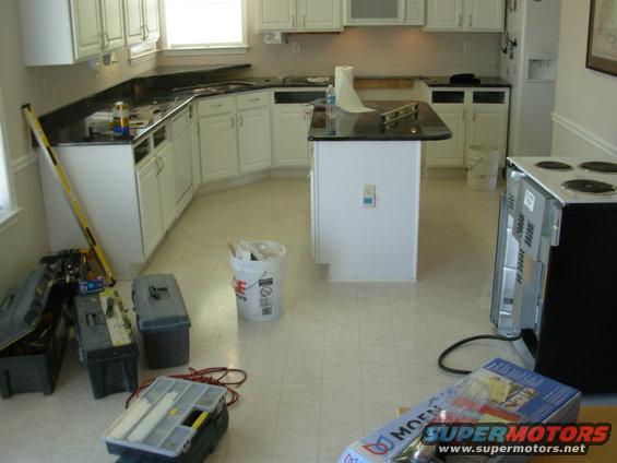 36fitting.jpg All the backsplash pieces were trimmed & cut for length on-site.