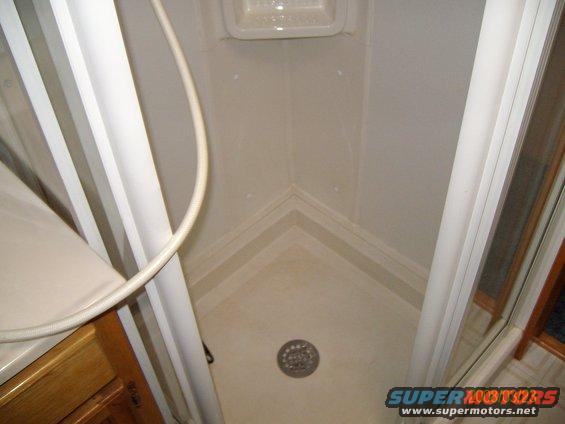 bottom-of-shower.jpg 