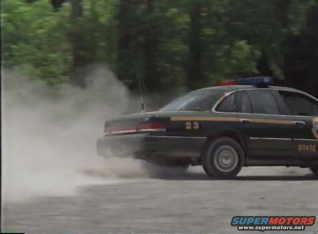 1999 Ford Crown Victoria photo