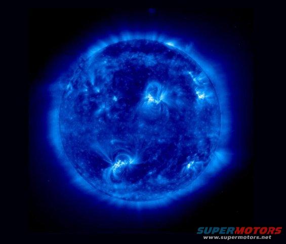 sun with solar flares, supermotors.net logo in corner