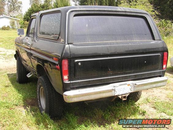 project-pepe-003.jpg LR shot of Pepe'