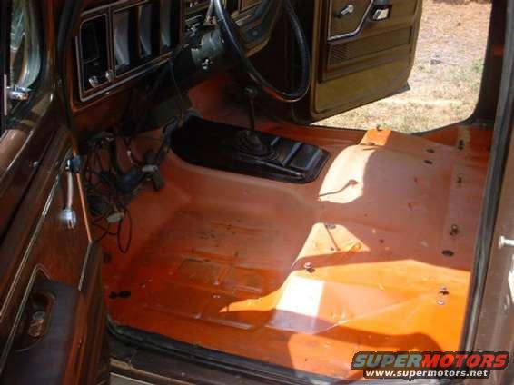 work4.jpg Driver floor pan view