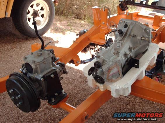 hpim0238_ita_024.jpg frame with trans & t-case