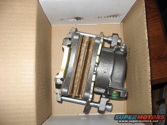 rear-disc-brake-install.jpg Installing Rear Disc Brakes on 1979 Ford Bronco 9" Rear End.  Link - http://www.tsmmfg.com/2500.htm 