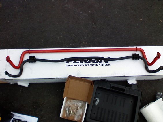0412081725.jpg Front old vs new sway bars