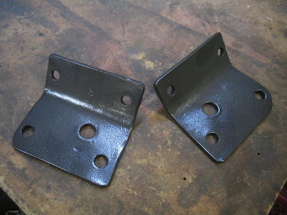 tranny-crossmember-brackets.jpg 