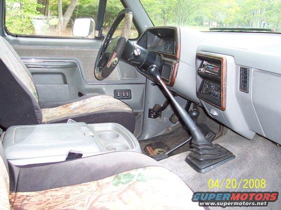 bronco-007.jpg Bronco Interior
