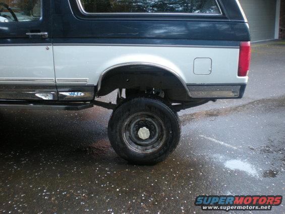 1993 Ford Bronco rear side view, two-tone paint