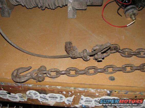 end-of-winch-cable.jpg the cable needs a new hook and crimped