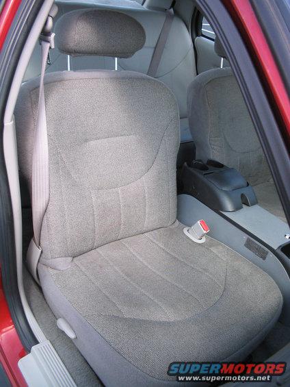 2001 Ford Crown Victoria interior showing front passenger seat and center console with cup holders