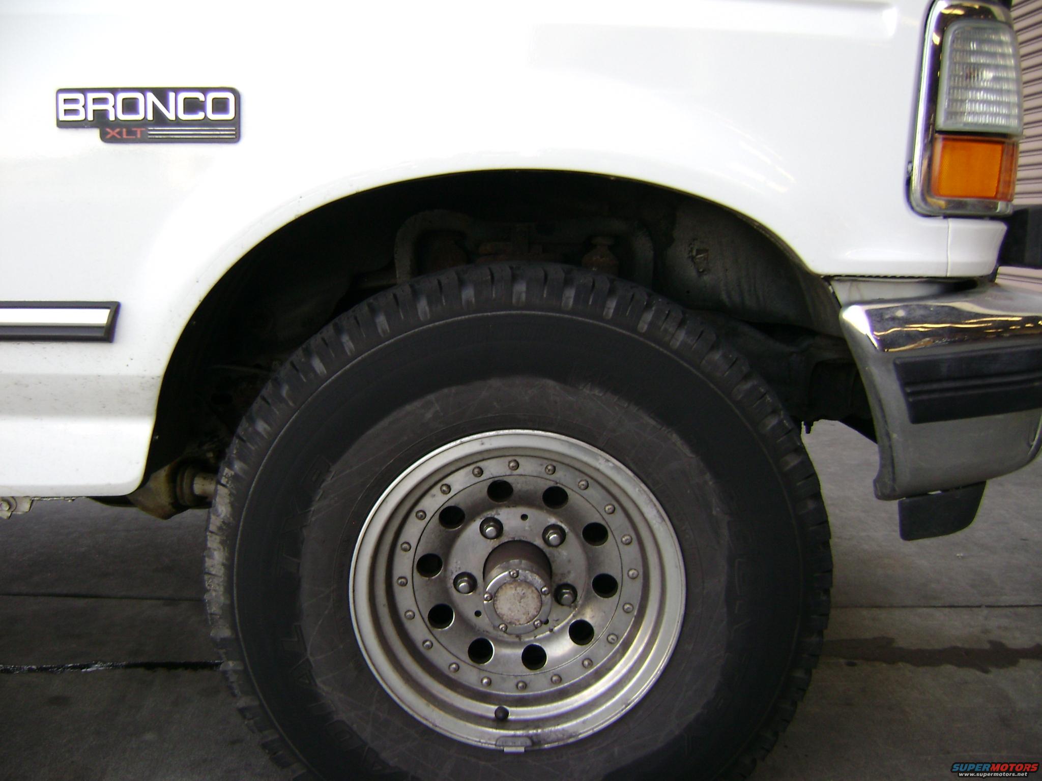1992 Ford Bronco photo