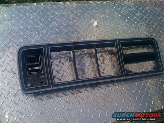 77/79 Ford Instrument cluster bezel