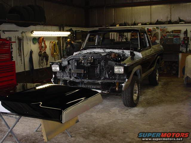 mvc011s.jpg 