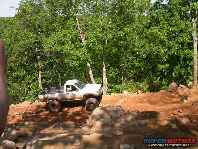 dscn6594.jpg We hung out with these guys for a while watching the other racers.  He came down from Pennsylvania to race this nice Toyota with a leaf SAS.  I didn't get a lot of pics of him becasue he was flat hauling ass through Kodak Rock.