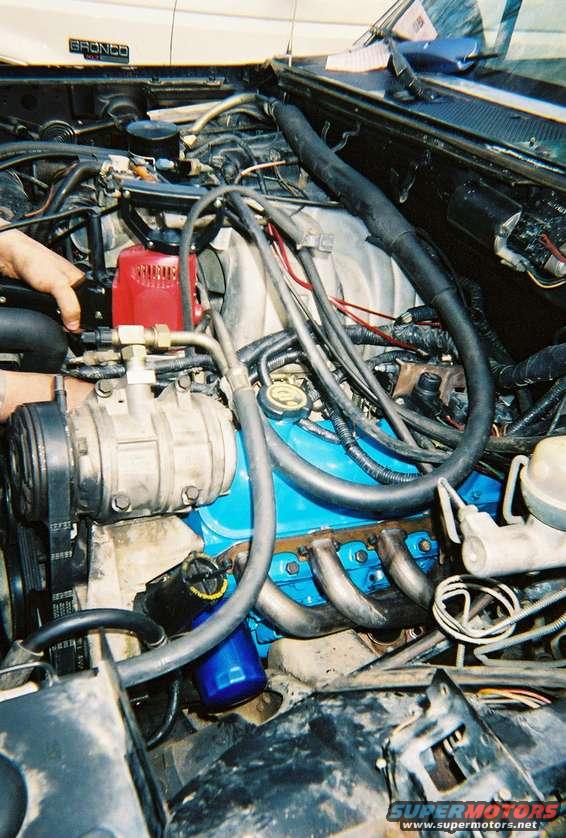 engine2_9.jpg More priming.