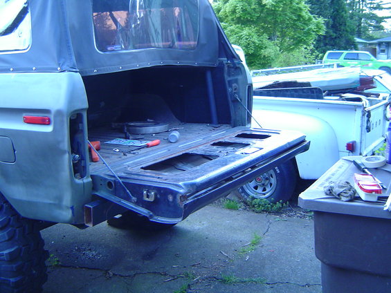 Decided to get rid of the rusty tailgate