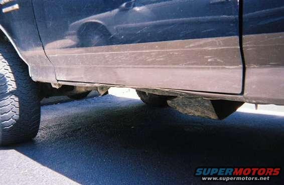 tell2.jpg Driver's side after making it up Fain's Ford.