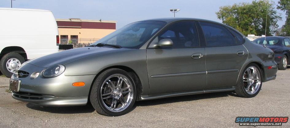 1999 Ford Taurus