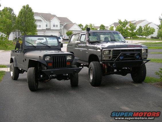 1991 Jeep Wrangler Bronco and Jeep picture 