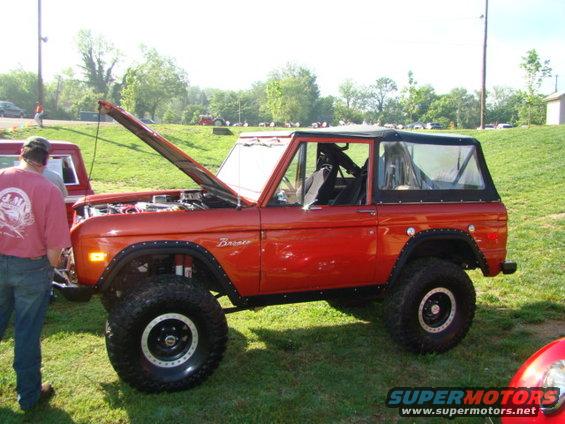 bronco-08-022.jpg 