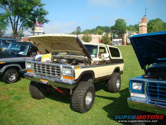 bronco-08-024.jpg 