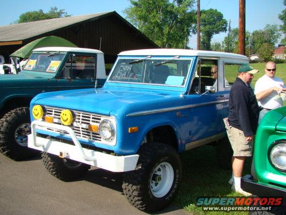 bronco-08-033.jpg 