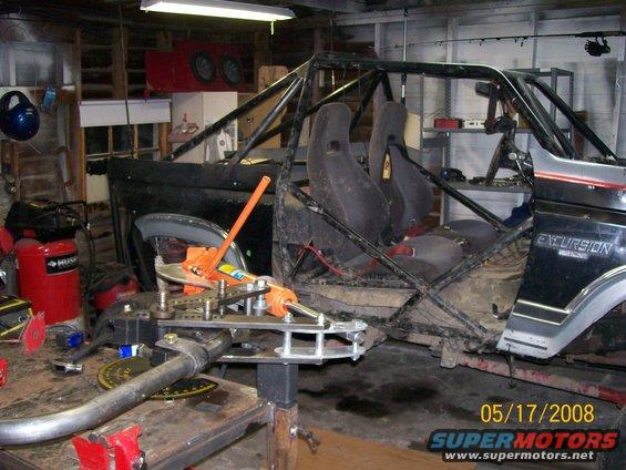 100_0544.jpg hydraulic over tube bender