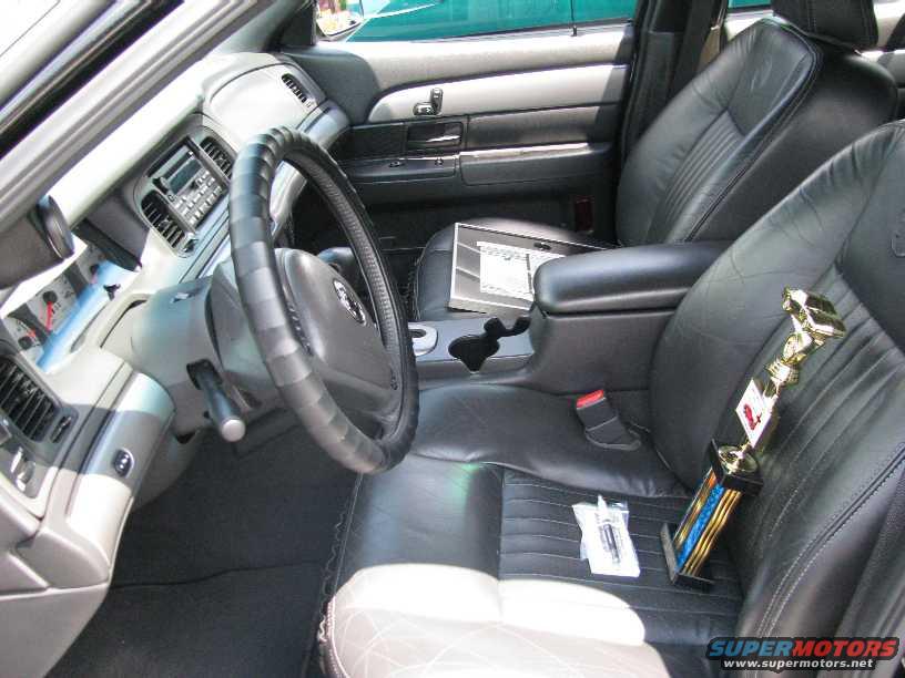 img_3026.jpg The trophy from the prior car show.