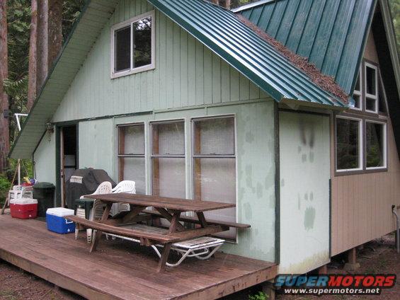 cabin2.jpg