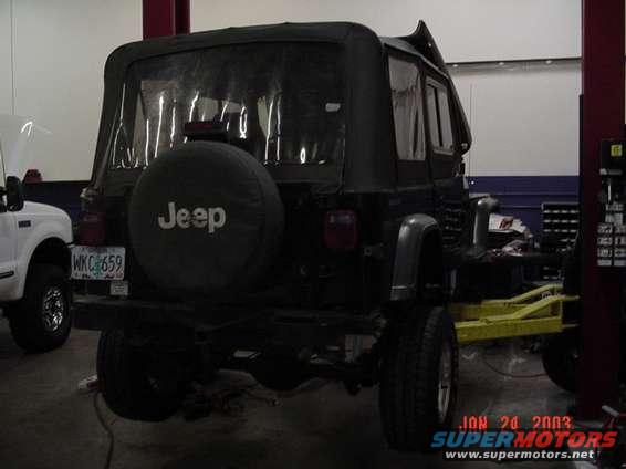 See the sping over the axle
