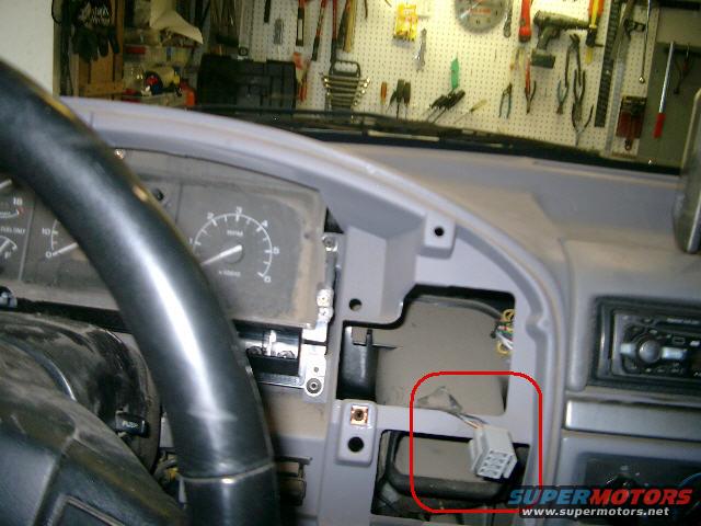 remote08.jpg 
