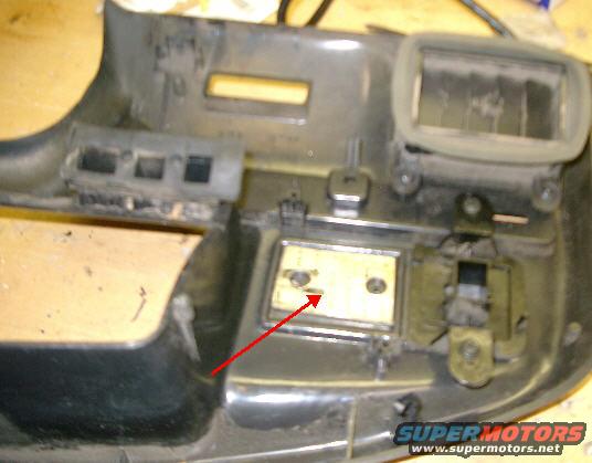 remote09.jpg 