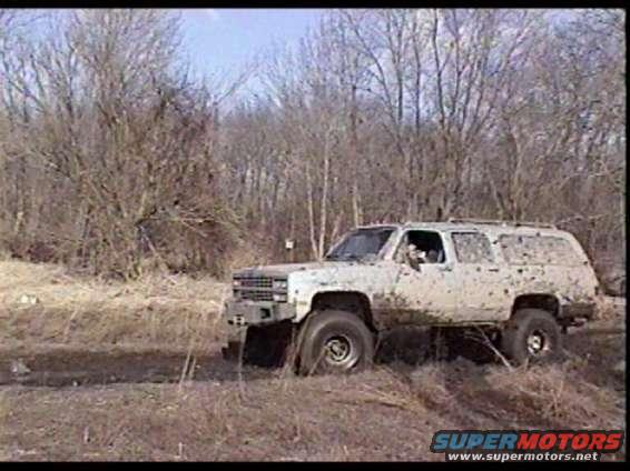 dzlitem14.jpg playin' in the mud...