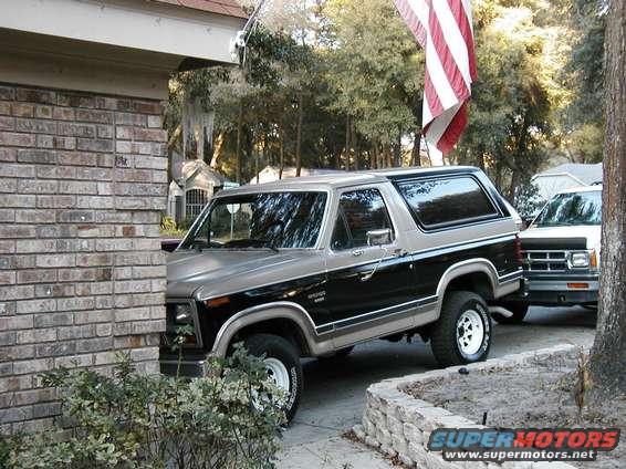 drive_way_1.jpg Sitting in the drive way waiting to be driven...