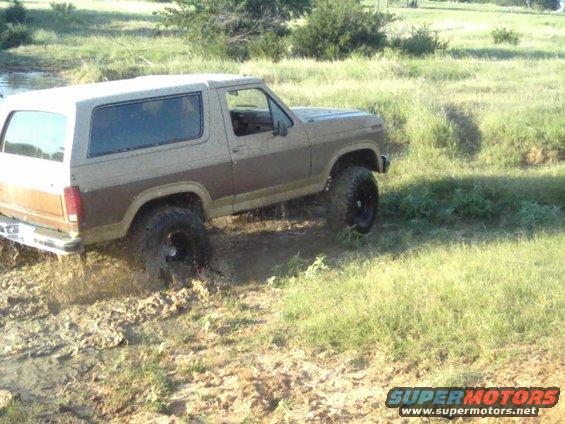 bronco-8.jpg 