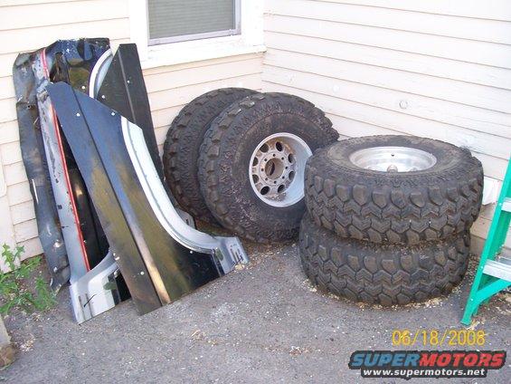 100_0613.jpg fender skins and wheels