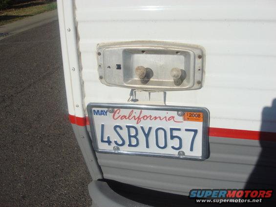 liscense-plate-03.jpg i removed the tail light lens and then the mount is riveted to the tail light.