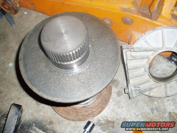 p7090005.jpg Drive end on the Drum.