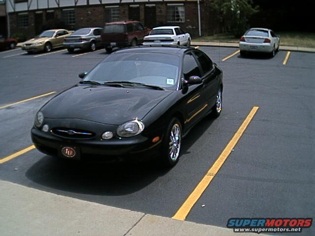 2000 Ford Taurus