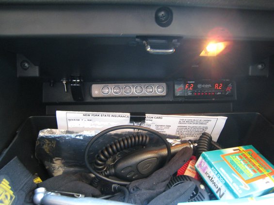 glove-box2.jpg 
