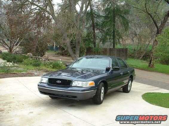 dscf0014.jpg Straight off the delivery truck, except I've already put the new grille on!